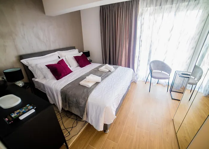 76 - Modern With On-site Private Parking Apartamento
