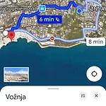 76 - Modern With On-site Private Parking Апартаменты